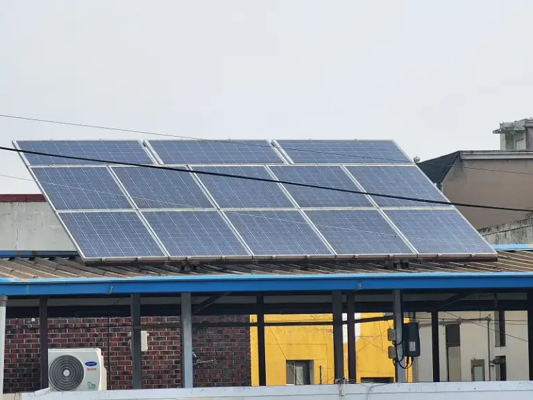 지붕형 태양광 임대 계약, 15년 넘게 부동산 컨설팅하며 깨달은 진짜 주의사항